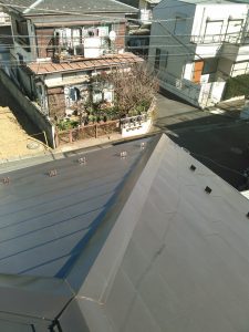 川崎市にて雨漏り修理　瓦屋根からの葺き替え工事　完工