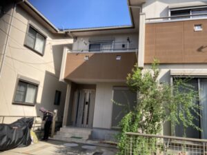 一宮市木曽川町にて雨漏り修理