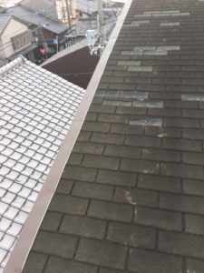 シングル屋根のカバー工法による屋根修理　施工前写真
