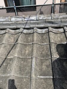 屋根葺き替え工事による雨漏り修理　施工前写真
