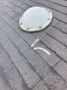 泉南市のスレート屋根雨漏り修理　施工前写真