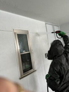東京都新宿区で外壁塗装とベランダ防水工事　高圧洗浄