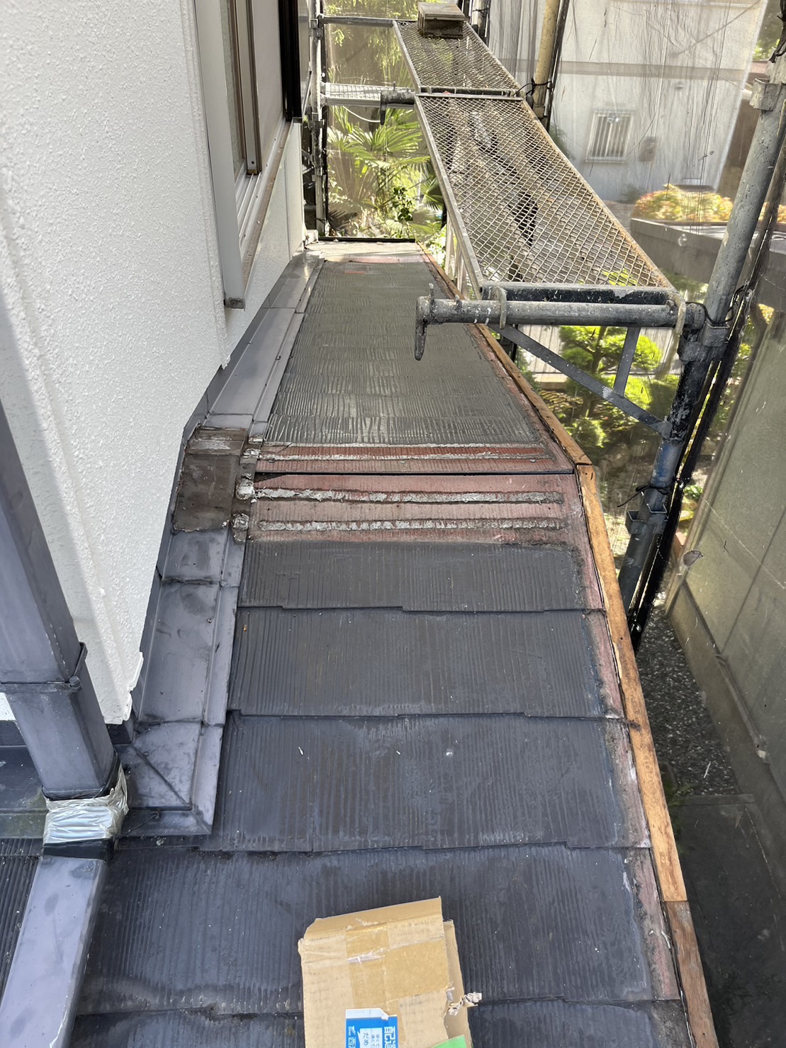 大阪府和泉市で雨漏り修理　施工前写真