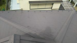 カバー工法による屋根修理 　大屋根施工前写真