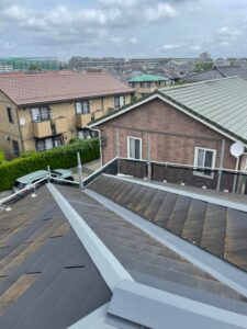 川崎市麻生区のカバー工法による屋根修理　施工前写真