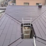 京都市中京区にて屋根修理〈カバー工法〉