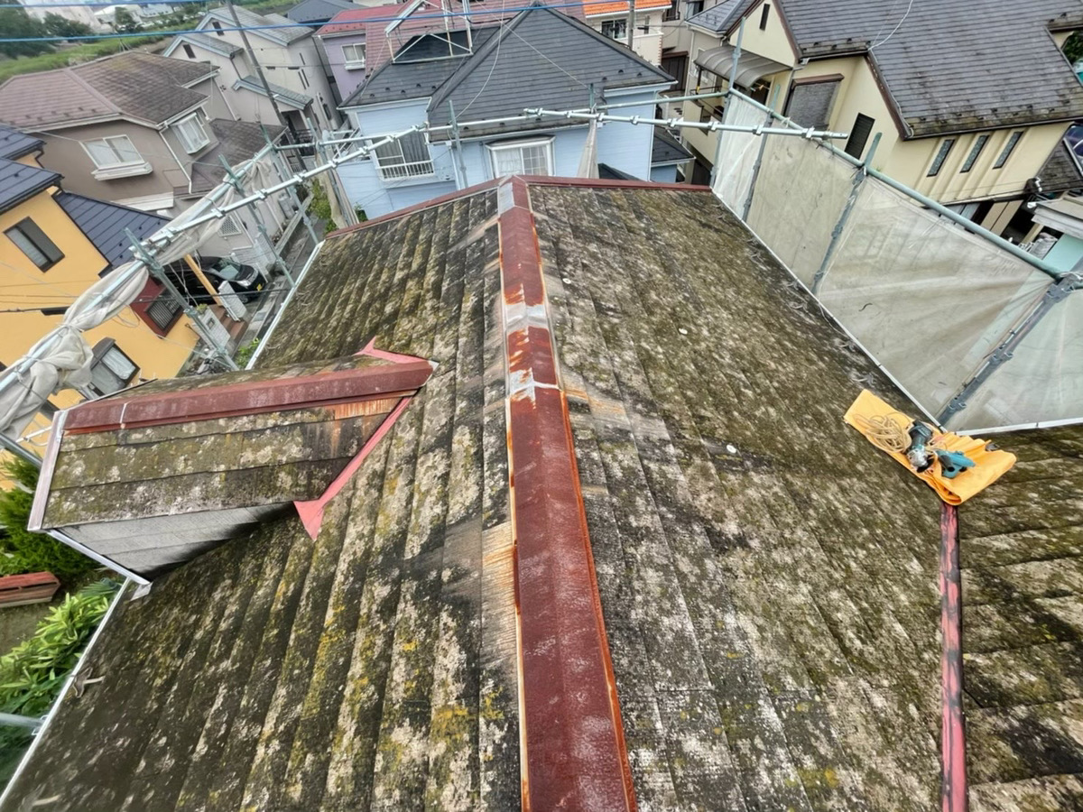 さいたま市の屋根修理・雨樋と網戸修理　施工前写真