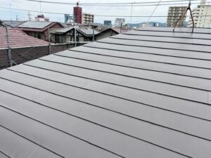 さいたま市浦和区にてカバー工法による屋根修理　屋根材新設