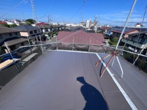 さいたま市浦和区にてカバー工法による屋根修理　貫板・棟板金新設