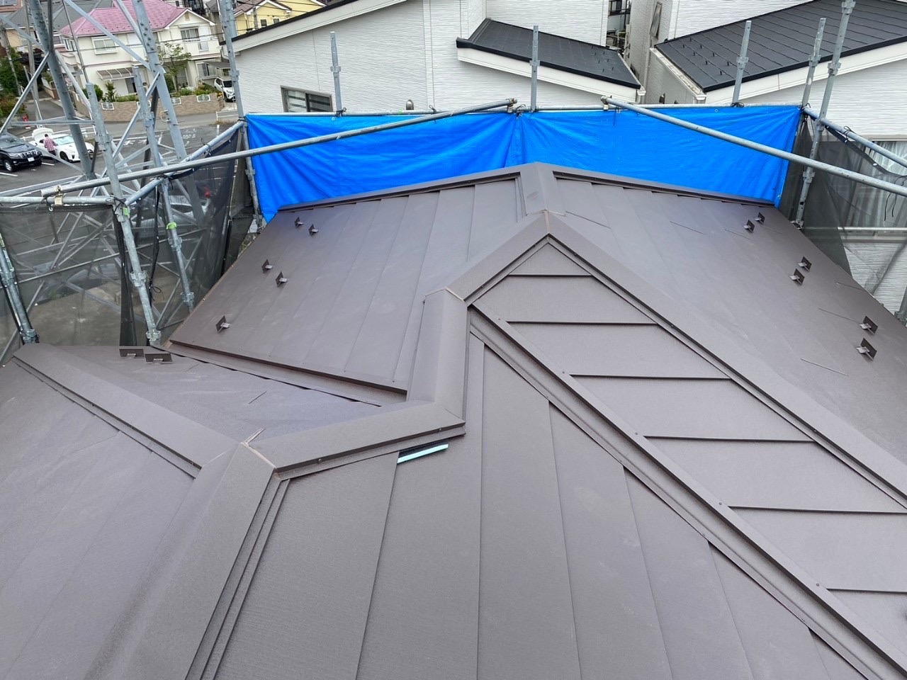 さいたま市岩槻区で屋根の葺き替え工事　施工後写真