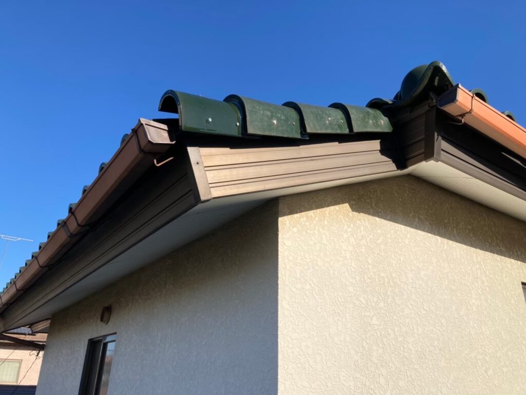 春日部市で瓦屋根差し替え工事　施工後写真