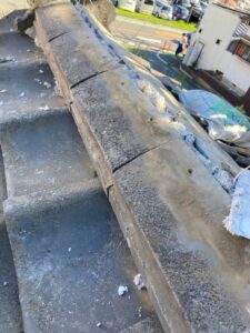 さいたま市岩槻区で屋根修理　熨斗瓦設置