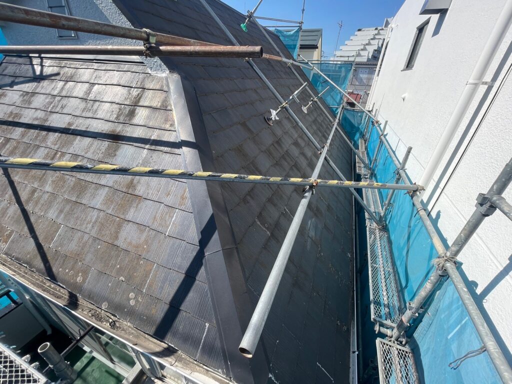 さいたま市緑区でカバー工法による屋根修理　施工前写真