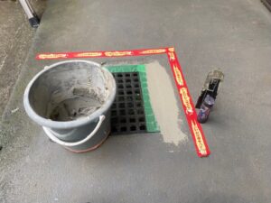 東京都足立区にて雨漏り修理　長尺シート防水工事