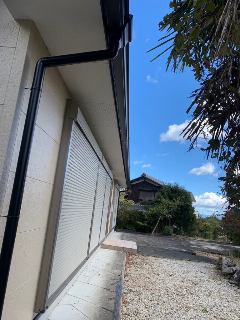 滋賀県草津市で火災保険を使った雨樋修理　施工後写真