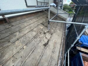 千葉市で雨漏り修理　屋根材・ルーフィング撤去