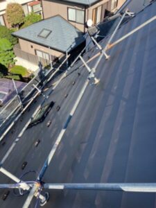 さいたま市岩槻区でカバー工法による屋根修理　雨仕舞