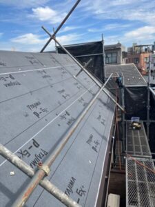 さいたま市岩槻区でカバー工法による屋根修理　ルーフィング新設