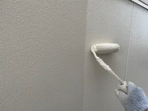 名古屋市で外壁塗装・付帯部塗装　外壁塗装の様子
