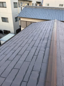 京都市山科区で屋根カバー工法による屋根修理　施工前写真