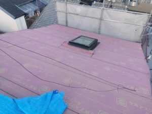 京都市北区で天窓からの雨漏り修理　ルーフィング新設