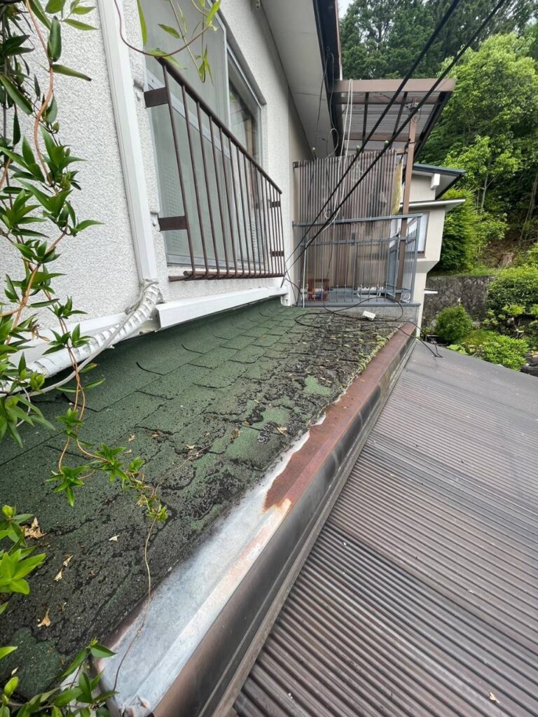 京都市左京区岩倉で葺き替え工事　施工前写真