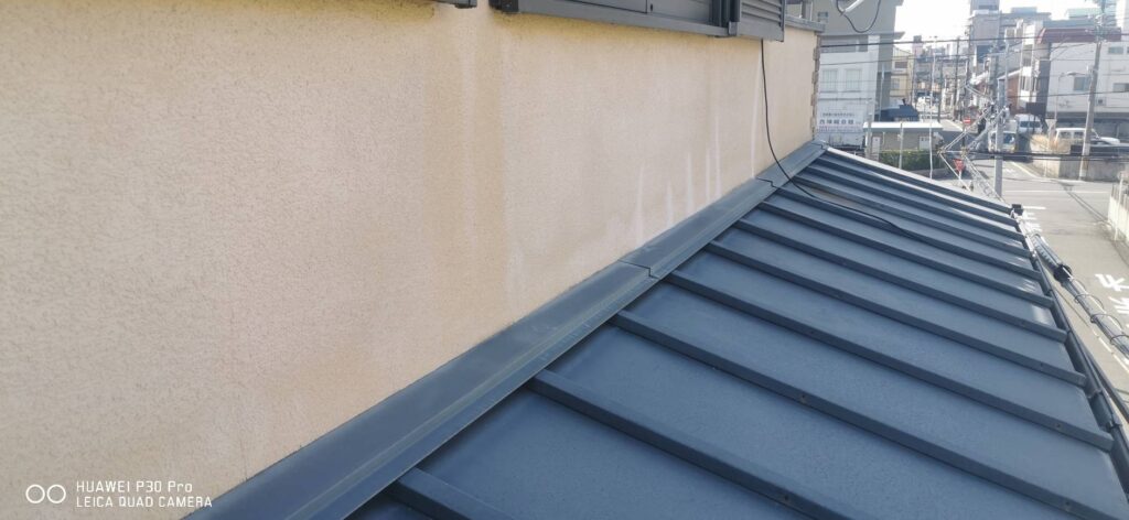 京都市右京区で雨漏り修理　施工前写真