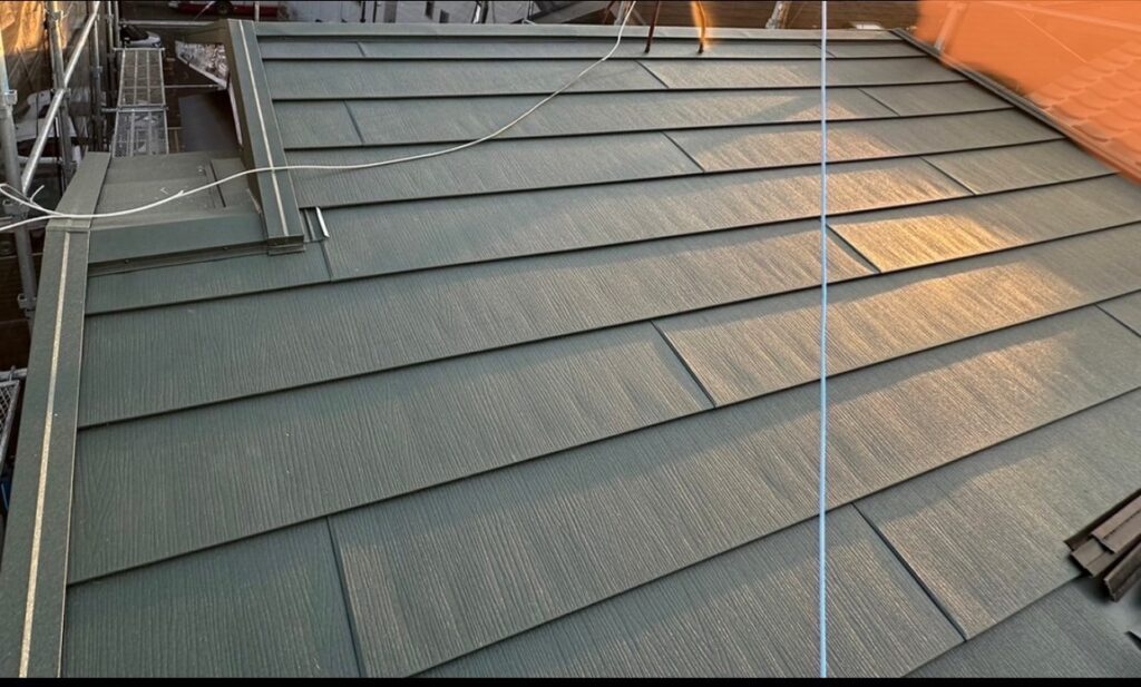 滋賀県草津市でカバー工法による屋根修理　施工後写真