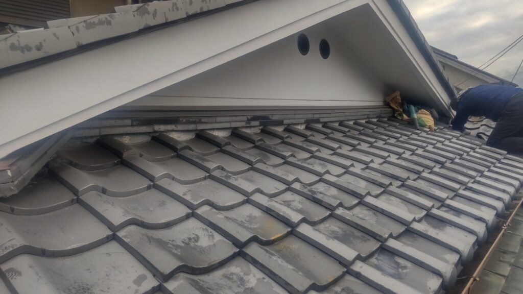 京都市山科区で瓦屋根の漆喰修理　施工前写真