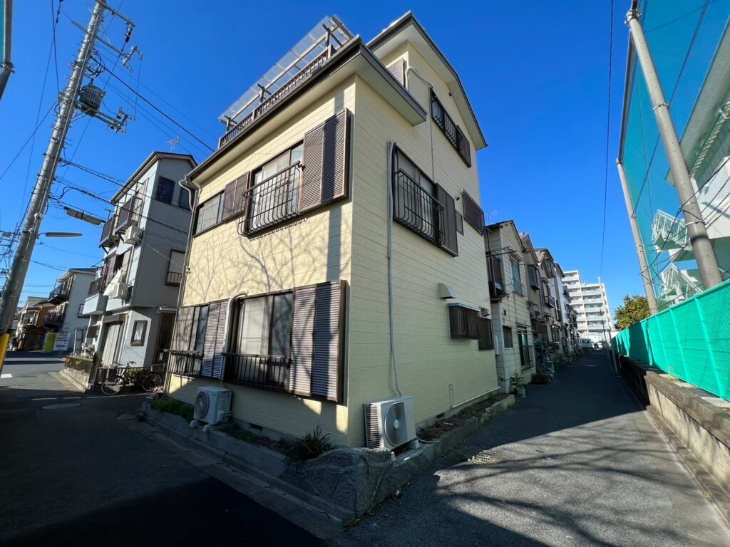 江戸川区にて外壁ひび割れ補修、外壁塗装・屋根塗装 施工後