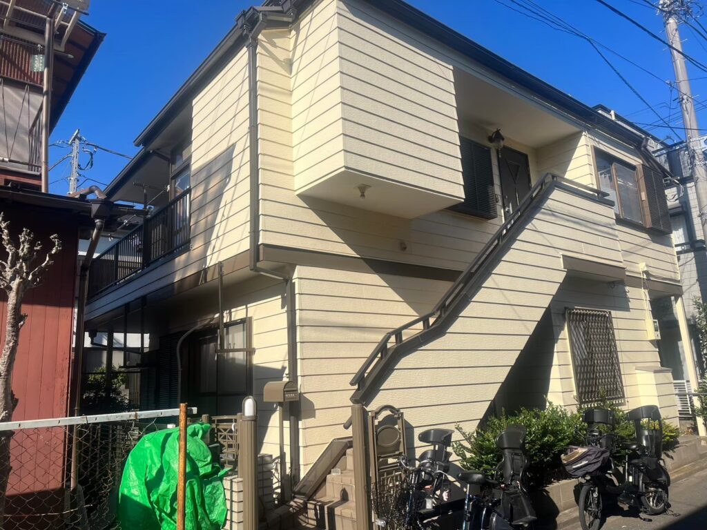 江戸川区にて築30年アパートの屋根・外壁塗装 施工後