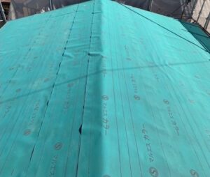 滋賀県草津市でカバー工法による屋根修理　ルーフィング新設