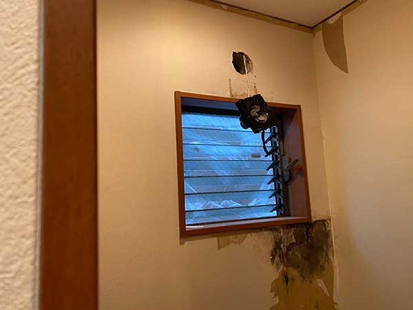 東京都町田市にて換気扇からの雨漏り修理