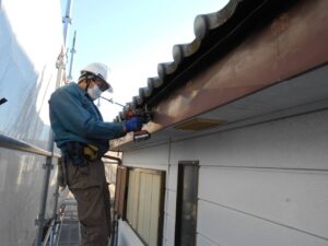雨樋工事 施工中