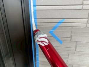 雨漏り修理 コーキング打ち込み