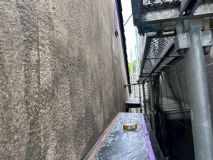 雨漏り修理 塗装 施工前の外壁