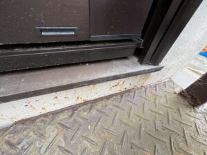 雨漏り修理 取り合い シール処理後