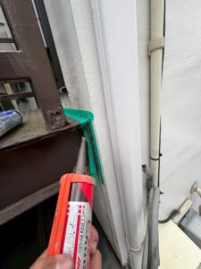 雨漏り修理 階段部 シール処理前