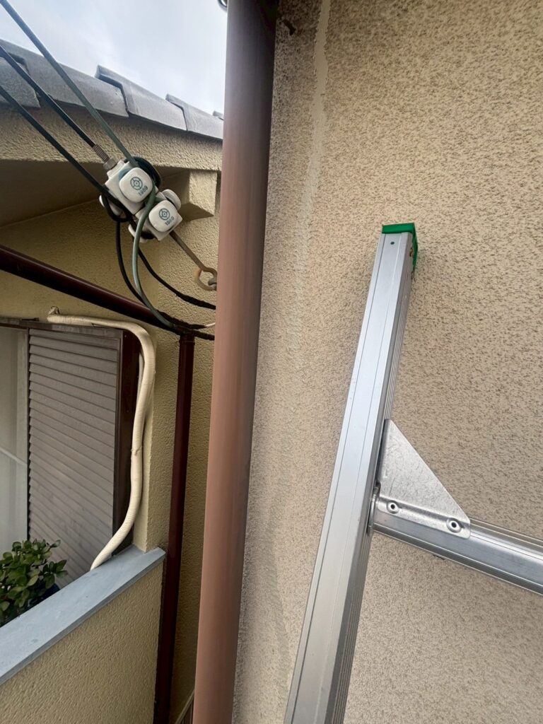 雨漏り発生部外壁クラック補修工事 施工後