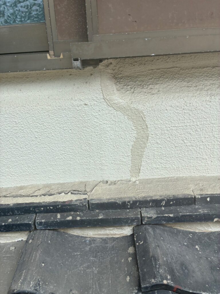 雨漏り発生部外壁クラック補修工事 施工後