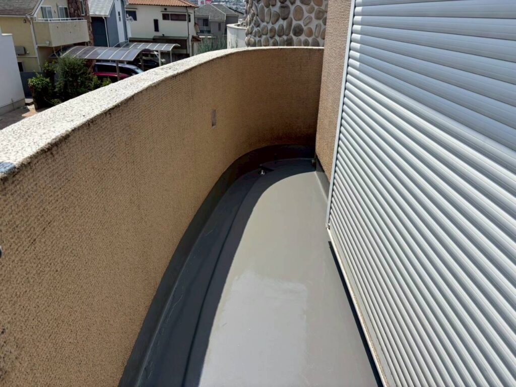大阪府寝屋川市にて雨漏り修理〈バルコニーのウレタン防水工事〉 施工後