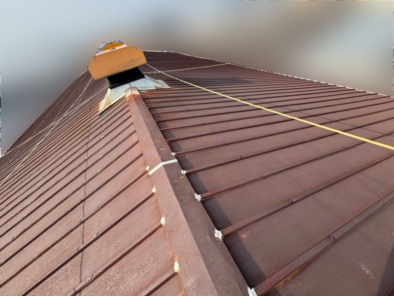 富田林市にて雨漏り修理〈劣化したトタン屋根を根本から改善・下地ピッチ見直しで耐久性向上〉 施工後