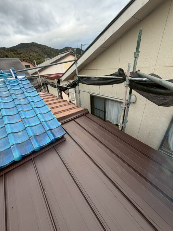 浜松市にて雨漏り修理〈瓦棒屋根の雨漏り・葺き替え工事〉 施工後