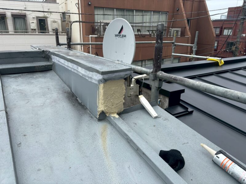 さいたま市大宮区にて雨漏り修理〈外壁・屋根の取り合い部から雨漏り〉 施工後