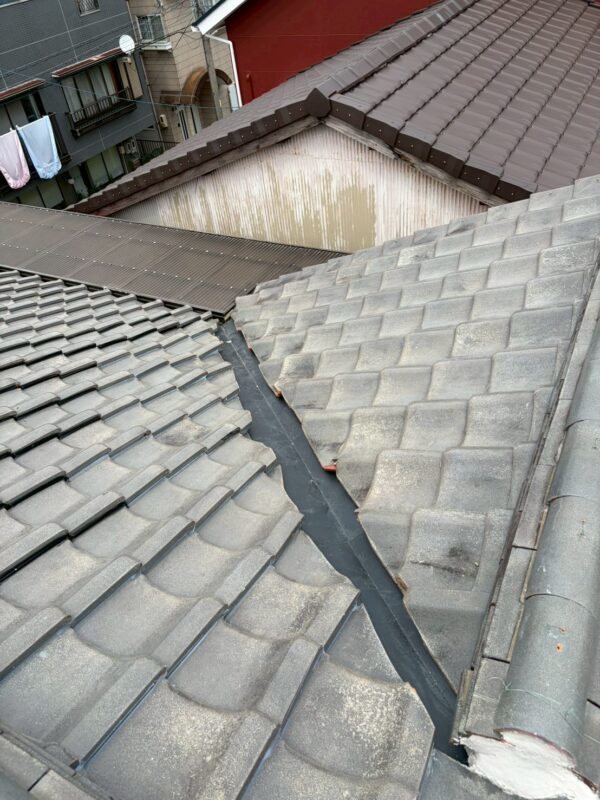 浜松市にて雨漏り修理〈和室部屋の雨漏り・谷板金の穴あき〉 施工後