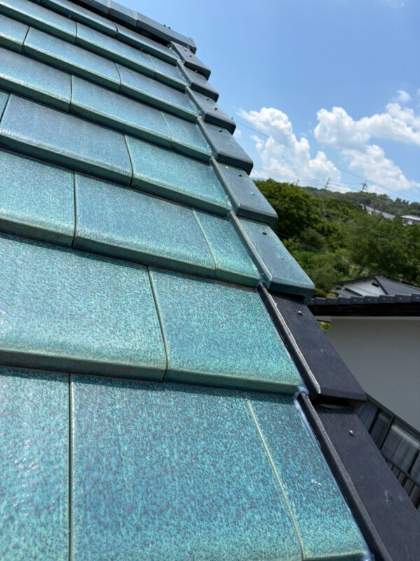 長野市にて袖瓦のずれによる雨漏り修理〈板金工事〉 施工後